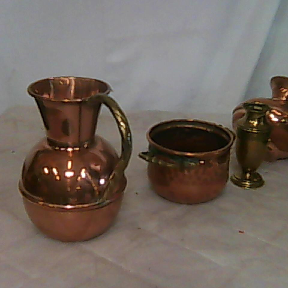 Grand vase ou pichet en cuivre et laiton Elpec England - France