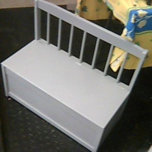 banc-coffre enfant gris