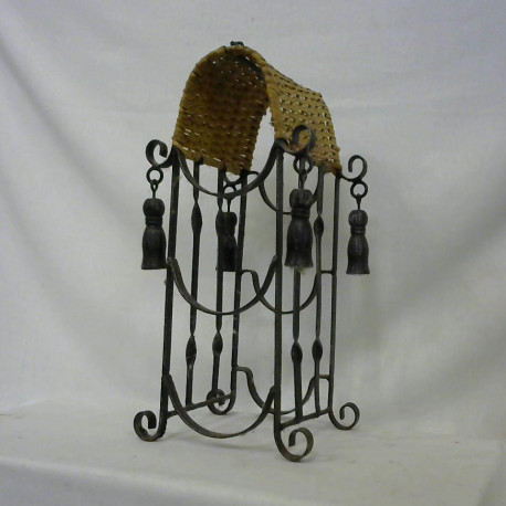 Porte bouteille fer et osier