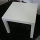 petite table basse carrée blanche